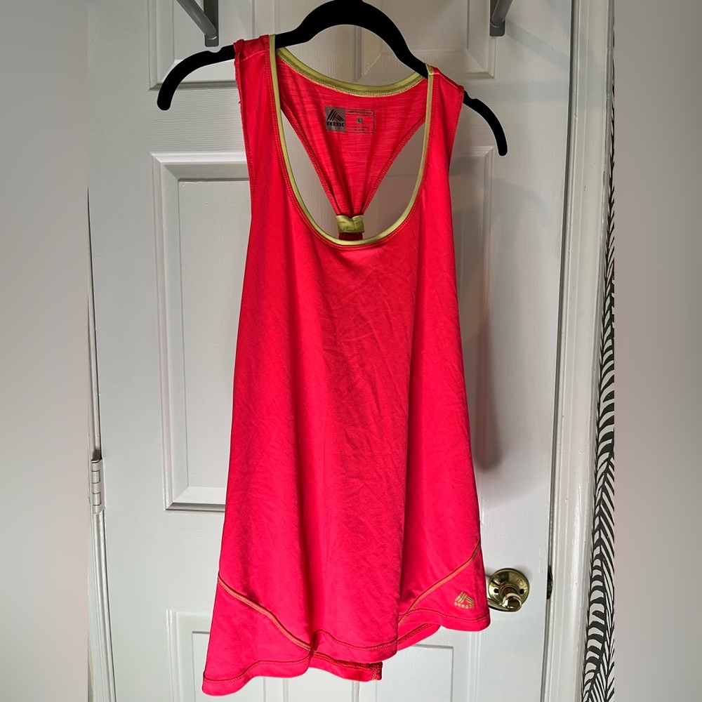 Pink workout top with yellow border